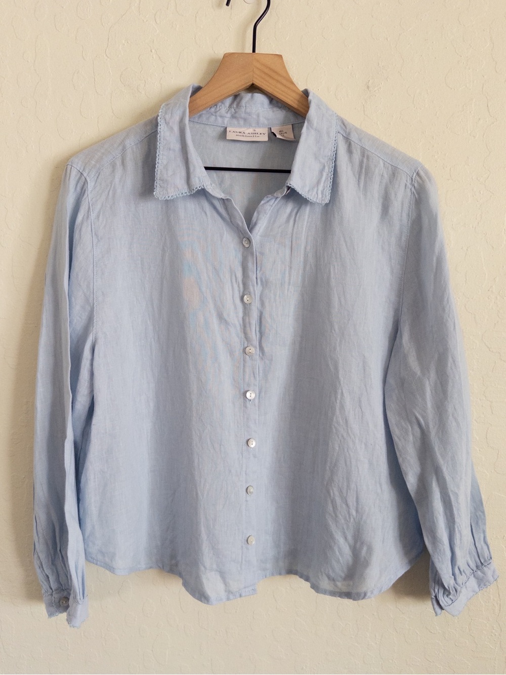 Laura Ashley 100% Linen Crochet Lace Trim Long Sleeve Button Down Shirt Large